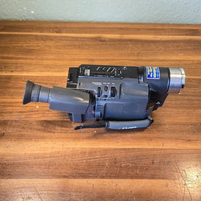 JVC VHS Handheld Camcorder Model: GR-SXM240U Needs Battery & charger untested - Image 1 of 4
