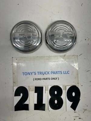 Juego de 2 emblemas de capó Ford F6 1951-1952 Foto 1 de 4