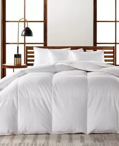 HOTEL COLLECTION EUROPEAN WHITE GOOSE DOWN MEDIUM WEIGHT KING COMFORTER 700 FILL - Picture 1 of 4