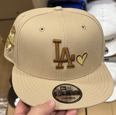New Era Los Angeles Dodgers 9Fifty Hat SnapBack Khaki Brown Gold LA Heart Logo - Image 1 of 2