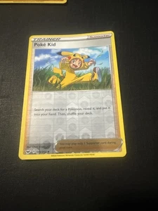 Poke Kid 173/202 Swsh01: Sword & Shield Reverse Holo - Picture 1 of 1