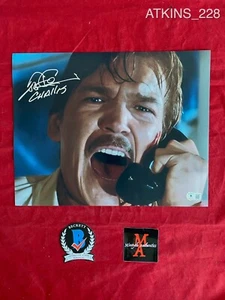 TOM ATKINS HANDSIGNIERTES SIGNED 11x14 FOTO! HALLOWEEN III - BECKETT COA! HORROR! - Bild 1 von 1