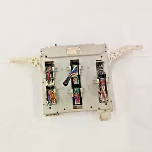 2015 TO 2017 HINO 155 195 FUSE PANEL BOX GOOD SEE PICS - Foto 1 di 2