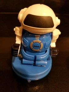 Mini Soda Can RC Battle Robot Infrared Control Robot - Blue - Picture 1 of 5