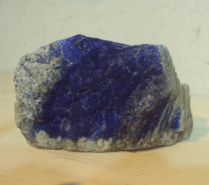 Wunderschöner Lapislazuli Roh - Stein Afghanistan blau mit Pyrit 302g Skulptur - Picture 1 of 8