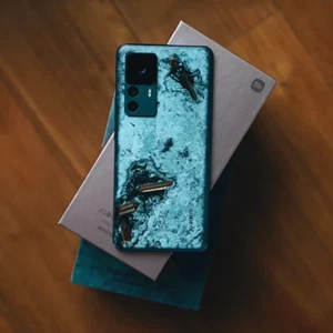 Xiaomi 12T Pro Daniel Arsham 12+256GB -(unlocked) Full network connectivity 5G - Picture 1 of 7