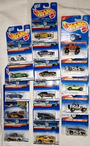 16 pieces Hot Wheels X-Ray Cruiser, X-treme Speed & Roarin Rods Series Lot - Picture 1 of 4