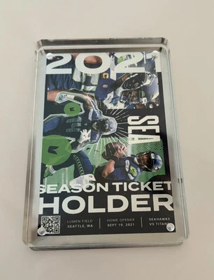 SEATTLE SEAHAWKS 2021 Season Ticket Holder Gift Opening Day- Russell Wilson 6x4” - Image 1 of 3