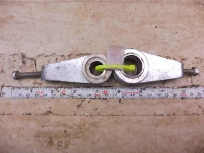 Honda CA95 1963-66 Benly Touring 150 H1076-2+ Ajustadores de rueda trasera Foto 1 de 4