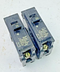 SIEMENS **LOT OF 2** - Q125 - CIRCUIT BREAKERS - 25A, 1 POLE, 240 VAC - Picture 1 of 8