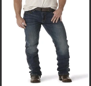 Jeans Wrangler uomo retrò slim fit gamba dritta Bozeman 38W x 34L - Foto 1 di 3