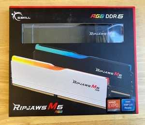 G.SKILL Ripjaws M5 RGB Series 32GB (2 x 16GB) 288-Pin PC RAM DDR5 6000 - Picture 1 of 2