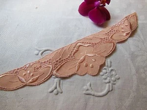 Application vintage rose devanture de chemise plastron couture T2-33 - Bild 1 von 3