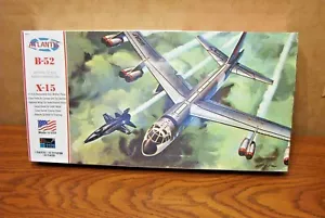 ATLANTIS B-52 e X-15 con supporto girevole KIT MODELLINO AEREO SCALA 1/175 - Foto 1 di 3