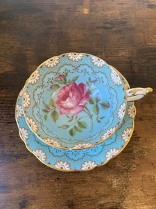 Beautiful Paragon Cabbage Floating Rose Blue Gold Gilded Teacup Saucer - Picture 1 of 7