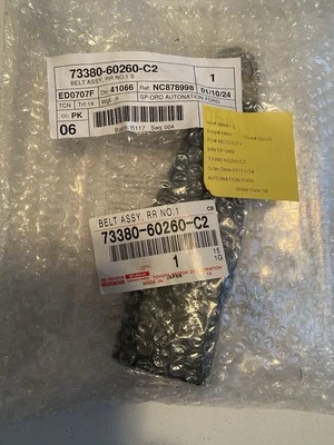 Lexus GX460 Hebilla Cinturón, Centro Trasero, Negro 73380-60260 2ª Fila Foto 1 de 3