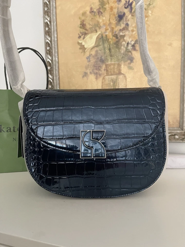 全新带标签 Kate Spade Dakota 金属鳄鱼纹压花中号马鞍包海军蓝 — 第 1/4 张图片