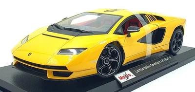 Maisto 1/18 Scale Diecast 46629 - Lamborghini Countach LPI 800-4 - Yellow - Image 1 of 4