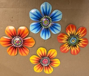 Metal Flowers Wall Decor for Indoor/ Outdoor Garden Set Of 4 - Picture 1 of 8