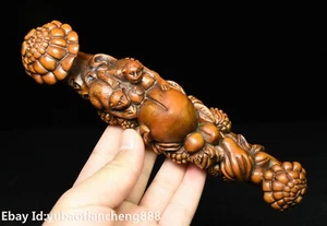 Alter China Folk Buchsbaum Holz geschnitzt Shou Pfirsich Affe Statue RuYi Ru Yi Talisman - Bild 1 von 7