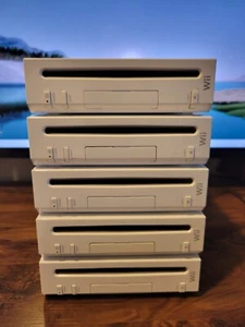 (1) Nintendo Wii White Replacement Console RVL-001 Backwards Compatible TESTED - Picture 1 of 11