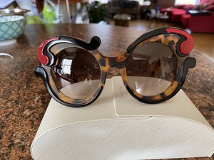 prada circle glasses