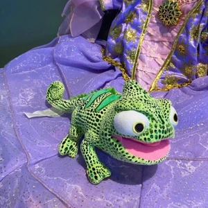 Disney Pascal Rapunzel Chameleon Plush Dolls 25cm (L) - Picture 1 of 6