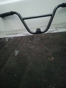 BMX Black Handlebars 27 Inch Wide 9.5 Rise Grips And Turtle Stem Neck - Picture 1 of 2