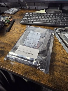 Dell Enterprise Plus - Constellation ES.3 3TB SAS HDD - Picture 1 of 6