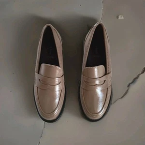 s.Oliver Damen Slipper Lack Loafer Gr. 37 - Bild 1 von 3
