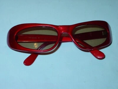 SUNGLASSES VINTAGE 1980's RETRO NEW WAVE SUMMER TIME GROOVE -Plastic Frame B-3 - Image 1 of 2