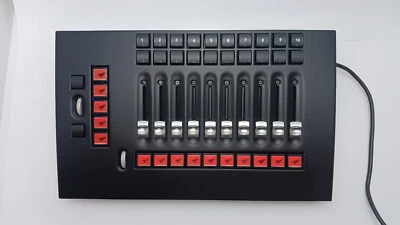 Martin Maxxyz Wing Lighting Controller - Image 1 of 4