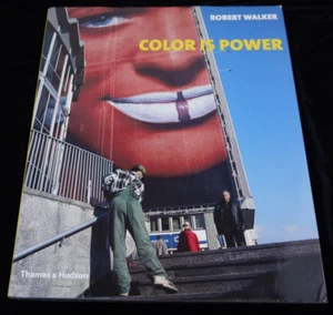 ROBERT WALKER - COLOR IS POWER - HARDCOVER W/ DUSTJACKET THAMES & HUDSON 2002 - Picture 1 of 11