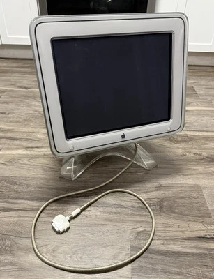 Apple M7768 Studio Display 17" Clear Shell Vintage Monitor - Image 1 of 4