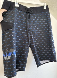 NUOVO RVCA Board Shorts Uomo Taglia 33 Tasche Nero con Stampa All Over Costume da Bagno - Foto 1 di 5