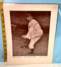 1916-57 M114 Baseball Magazine Player Premium Insert:  Paul (Dizzy) Trout