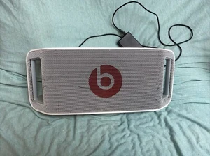 Monster Beats by Dr. Dre BeatBox wireless Bluetooth 30-pin iPod Speaker White - Picture 1 of 9
