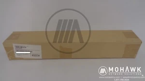 NUEVO KIT DE AJUSTE DE ANCLAJE APC para gabinetes NetShelter SX 42U/48U - negro AR7600 - Imagen 1 de 2