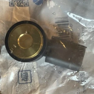 Genuine GM Ignition Knock (Detonation) Sensor 25201064 - Picture 1 of 3