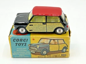 Corgi 249 Mini-Cooper Deluxe with Wickerwork in original box, Released 1960-69. - Picture 1 of 18