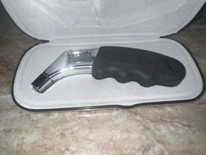Accutire Die Cast Metal Lithium Tire Pressure Gauge NOT TESTED - Picture 1 of 3