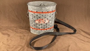 Old Pal Minnow Bucket Woodstream Corp Caja Bate Galvanizada con Correa de Transporte - Imagen 1 de 9