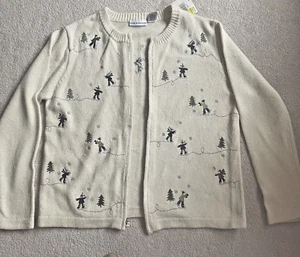 NWT Croft & barrow Winter Zippered Sweater Cardigan Embroidered Small - Picture 1 of 14
