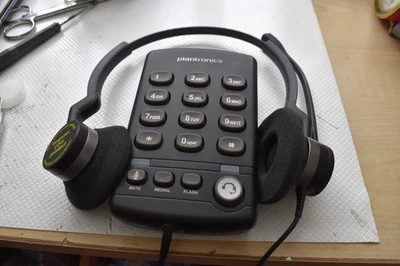 Mint Condition Plantronics  T110H Single Line Telephone Keypad w/ Jabra Headset - Image 1 of 3