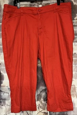 St. John's Bay Pants Women's Size 18 Red Capri Cotton Blend Pockets Zip Front - Image 1 of 4