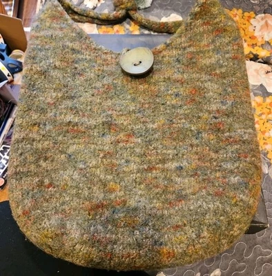 Cartera de lana verde fieltro hecha a mano 14" x 15" Foto 1 de 4