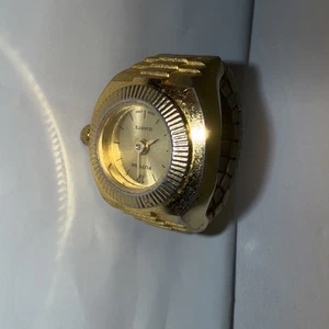 Vintage Future Quartz Ring Uhr goldfarben erweiterbar - Bild 1 von 4