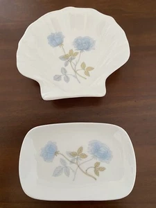 Wedgwood Vintage Bone China Trinket Dishes Ice Rose Oblong & Shell White & Blue - Picture 1 of 4