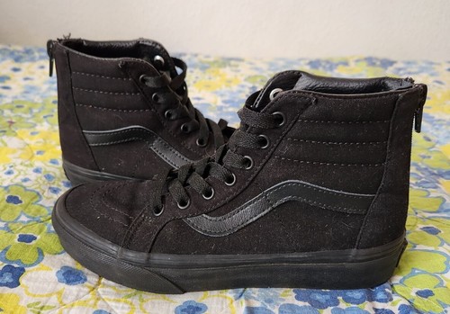 Scarpe da skateboard unisex per bambini Vans tutte nere con lacci e cerniera posteriore centro top bambini 3