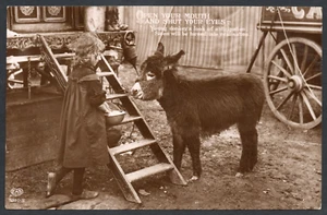 Postcard Girl and Donkey circus caravan gipsy fairground unlocated 1912 RP - Foto 1 di 2